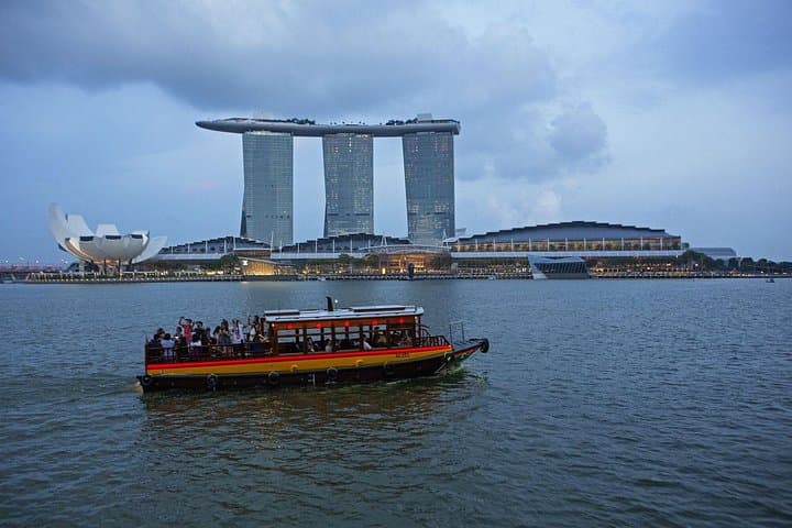 Singapore DUKW Explorer: Private Full-Day City & River Tour photo 5