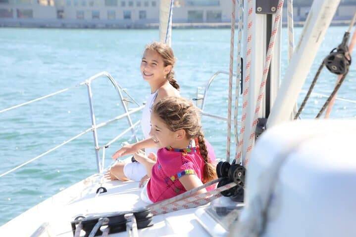 Barcelona 90-Minute Sailing Experience with Food & Drinks photo 6