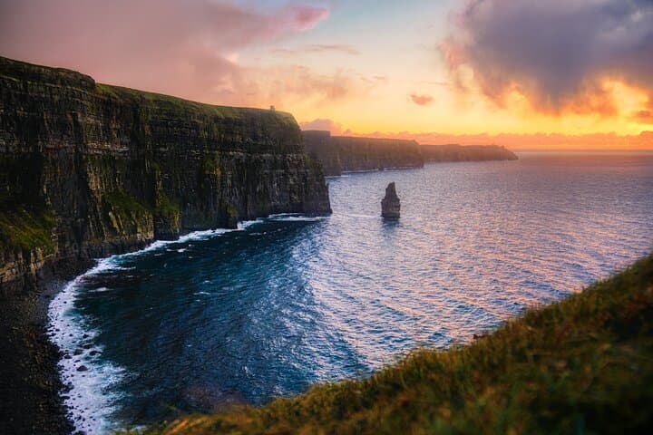 Private Luxury Day Tour to the Cliffs of Moher from Dublin photo 2