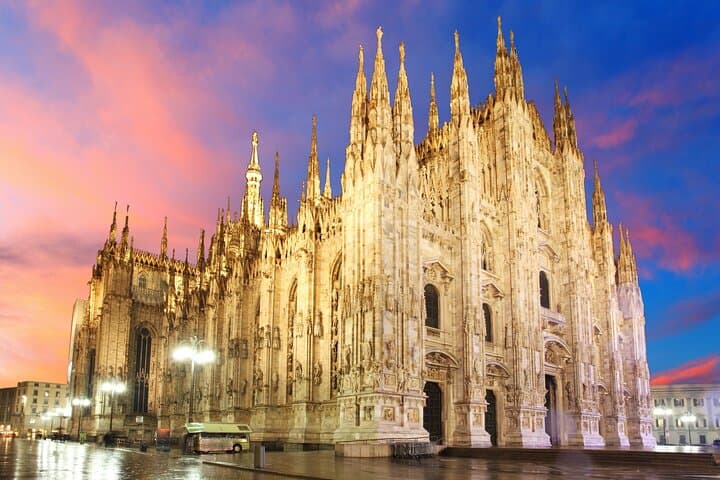 Skip-the-Line Duomo Rooftop and La Scala Private Tour — Milan Highlights