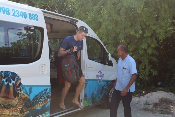 Snorkel Paradise Cancun: 5-in-1 Guided Snorkel Tour for Non-Swimmers photo 2
