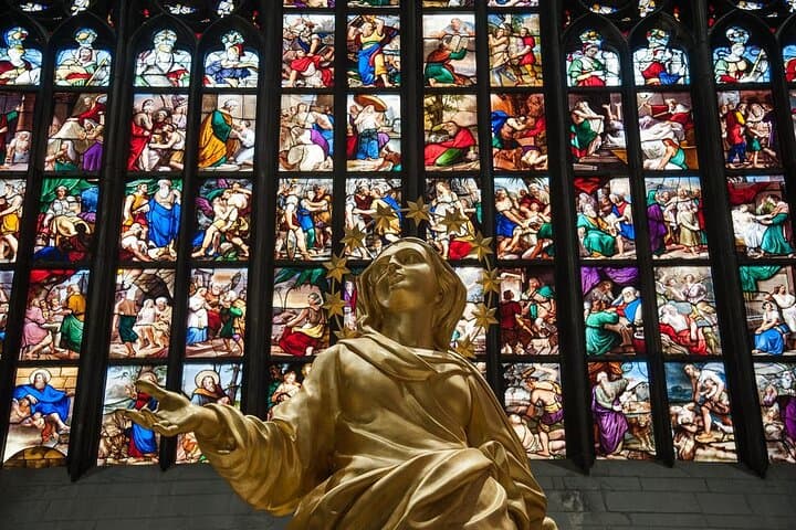 Skip-the-Line Duomo Rooftop and La Scala Private Tour — Milan Highlights photo 2
