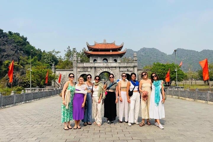 Ninh Binh Day Hike to Mua Cave (Dragon Mountain) with Tam Coc Boat Ride photo 2