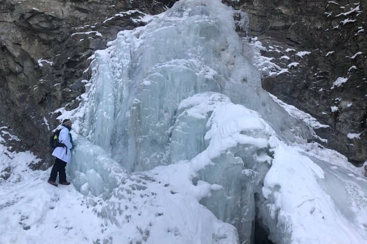 Star Creek Falls Ice Walk: Family Science Hike in Crowsnest Pass photo 3