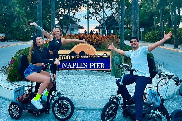 Electric Trike Tour of Naples — 90-Min Family-Friendly City Ride