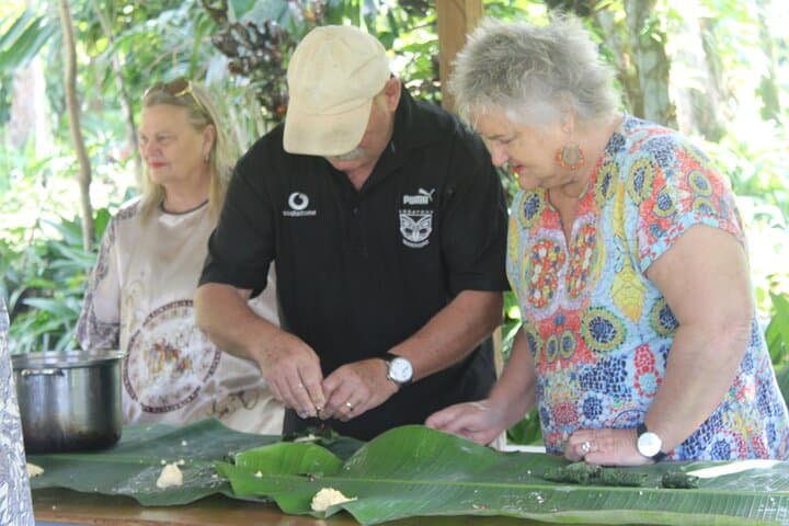 Aelan Slow-Cooking Experience: Riverbank Cooking & Kitchen-Garden Tour near Port Vila photo 4