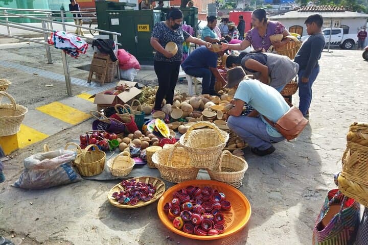 4-Day Oaxaca Excursion: Transfers, Monte Albán & Teotitlán Weaving Tour photo 2