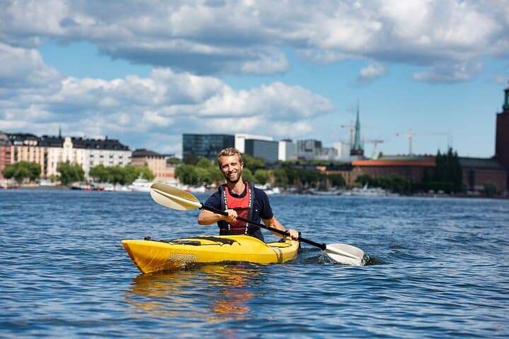 Paddle Central Stockholm: 2-Hour Guided Kayak Tour Around Långholmen photo 3