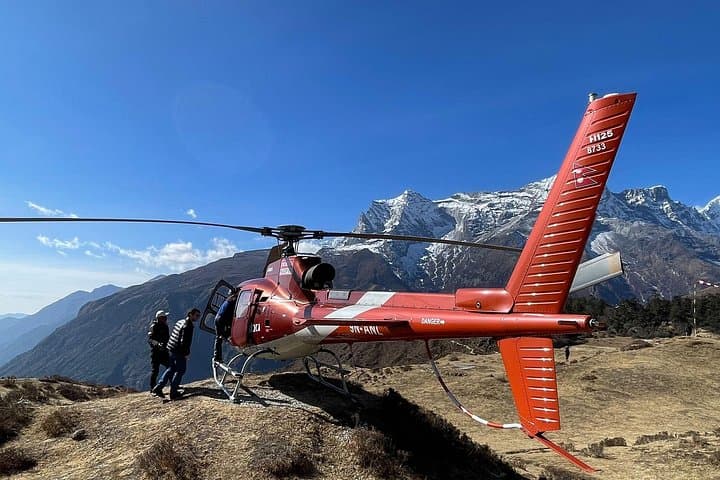 Mount Everest Scenic Helicopter Tour — Kathmandu Overfly & Syangboche Landing