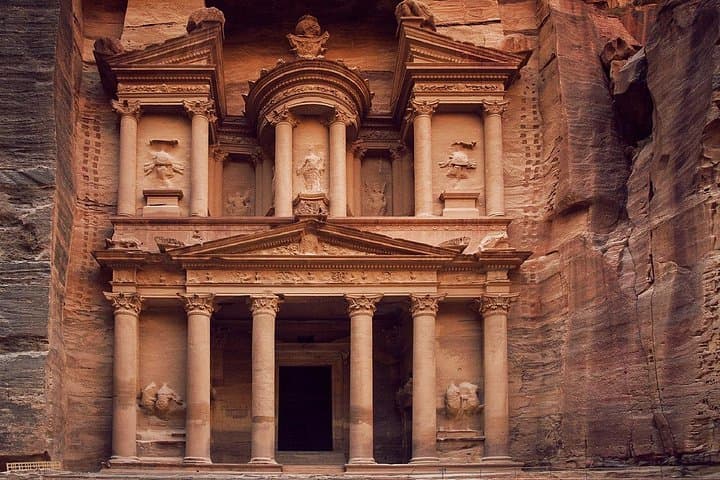 5-Day Private Petra Adventure: In-Depth Archaeology, Culture & Hiking photo 2