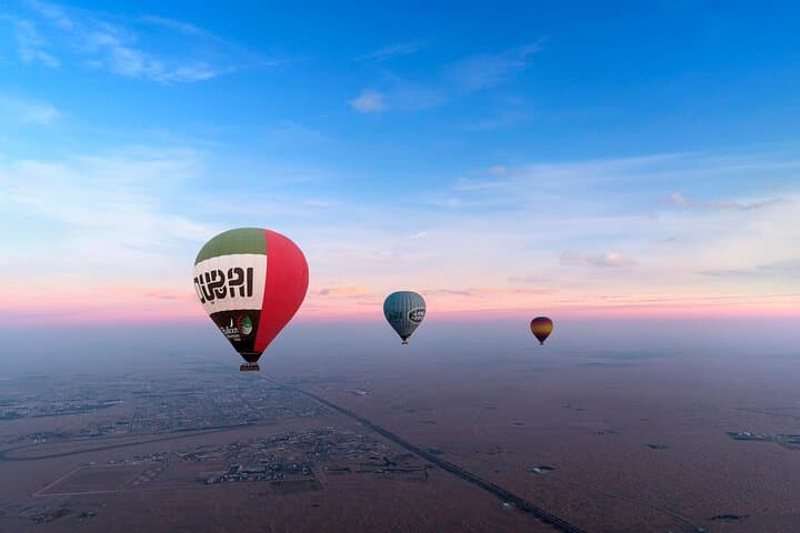 Sunrise Desert Hot Air Balloon Flight from Dubai with Roundtrip Transfer photo 3