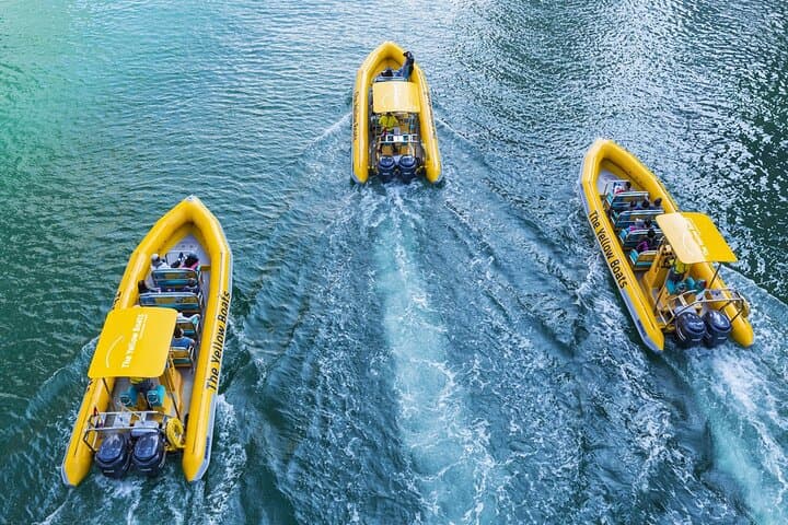 Abu Dhabi Speed Boat Tour: Yas Marina & Lulu Island Cruise photo 3