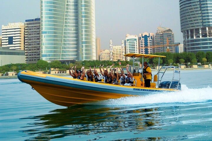 Abu Dhabi Speed Boat Tour: Yas Marina & Lulu Island Cruise photo 4