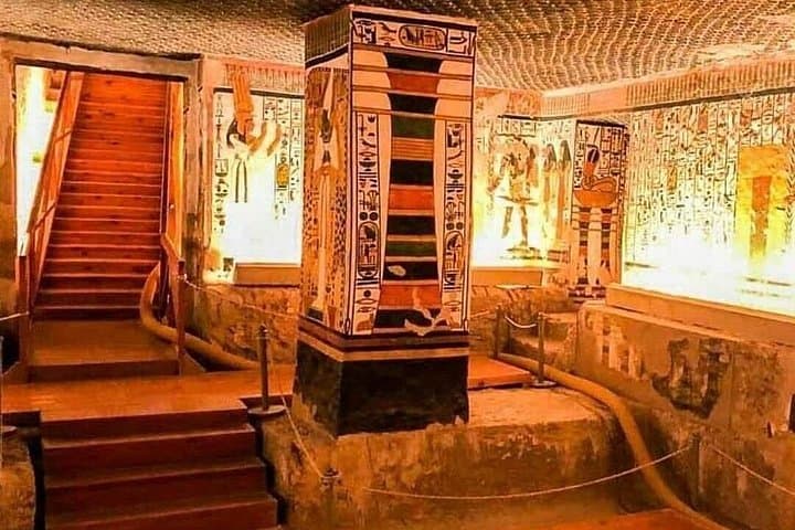 Private Guided Tour of the Valley of the Queens — Luxor Royal Tombs photo 3