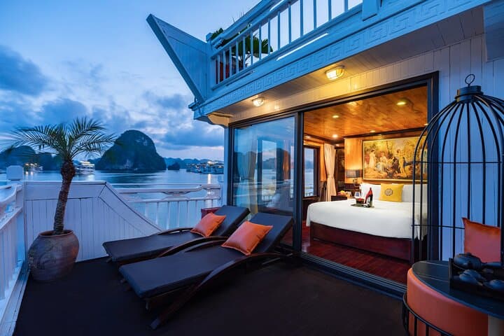 Hera Cruise: 2-Day Halong & Lan Ha Bay Overnight Cruise from Hanoi photo 4