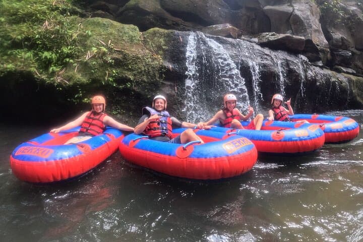 Ubud River Tubing and Tirta Empul Temple Private Guided Tour