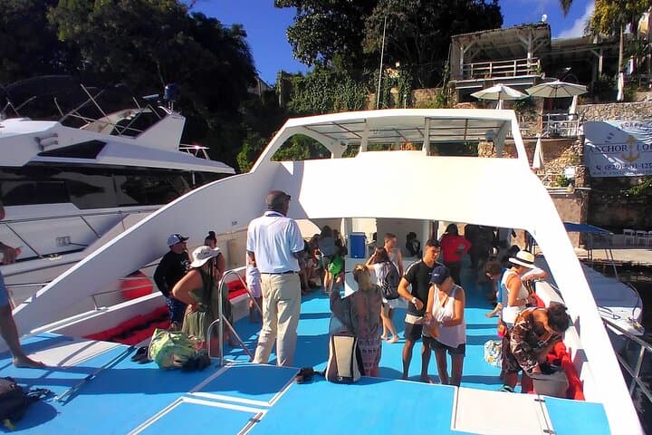 Full-Day Catalina Island Snorkeling & Altos de Chavon Day Trip from Punta Cana photo 5