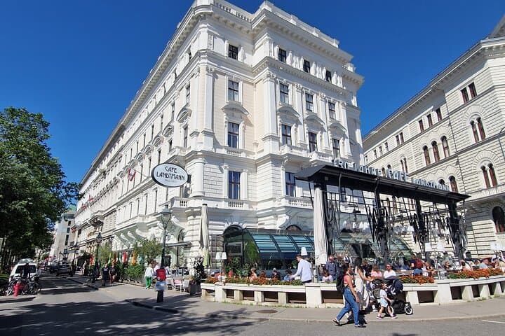 Inside Freud’s Mind: Self-Guided Mystery Walk Through Vienna's Psychoanalytic Streets photo 3