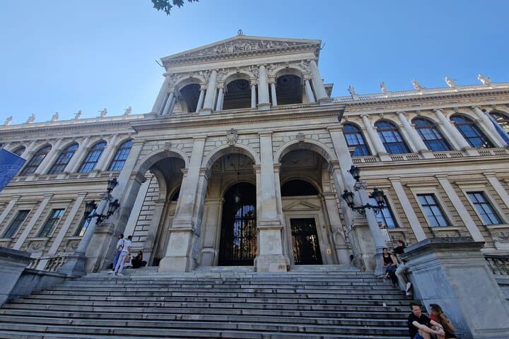 Inside Freud’s Mind: Self-Guided Mystery Walk Through Vienna's Psychoanalytic Streets photo 4