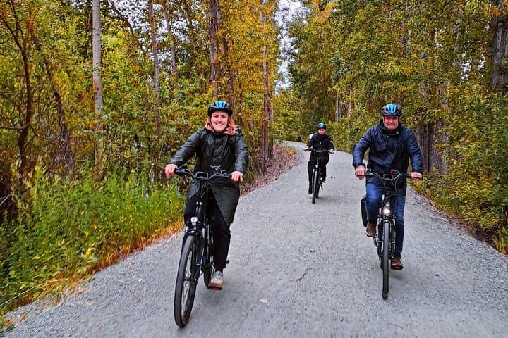Kelowna Rails with Trails E-Bike Ride and Axe Throwing Combo photo 4