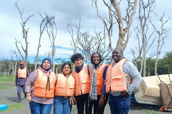 Hell's Gate Biking & Lake Naivasha Day Tour — Gorges, Geothermal Springs and Climbing photo 1