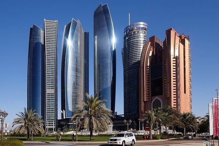 Full-Day Abu Dhabi Sightseeing Tour from Dubai — Sheikh Zayed, Corniche & Heritage Village photo 6