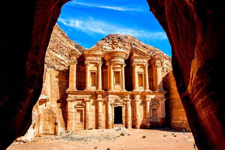 3-Day Aqaba, Petra & Wadi Rum Tour from Tel Aviv — Beaches, Jeep Safari & Glamping photo 3