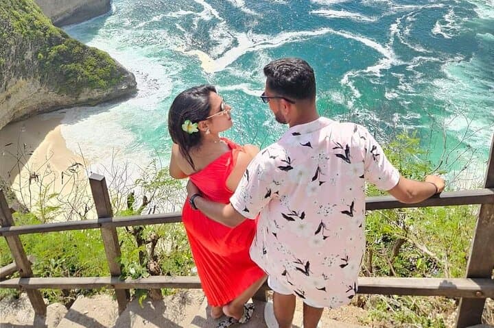 Nusa Penida Day Tour — Broken Beach & Crystal Bay with Lunch and Driver