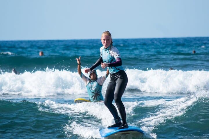 Two-Hour Small-Group Surf Lesson at Playa de las Américas – Beginner-Friendly Waves photo 3