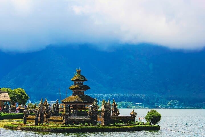 Bedugul and Singaraja: North Coast Bali Day Tour to Lake Bratan & Gitgit photo 6