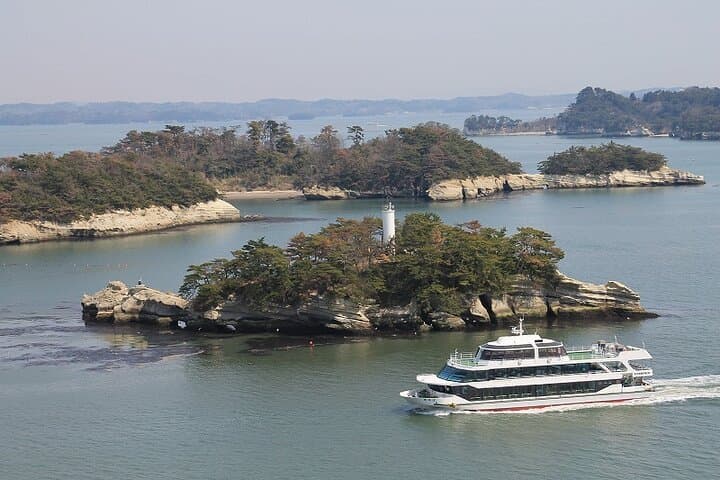 Matsushima Bay Day Trip from Tokyo: Shinkansen, Sightseeing Boat & Local Food photo 6