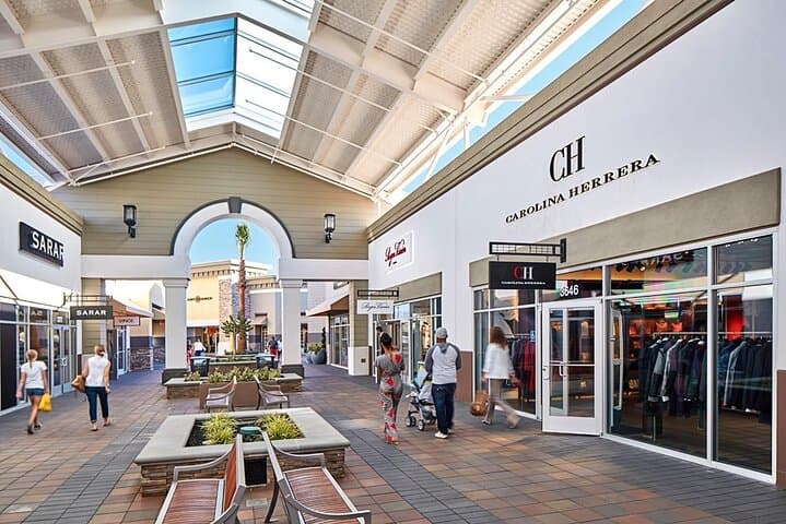 Private Outlet Shuttle from San Francisco to San Francisco Premium Outlets — A Practical Guide photo 2