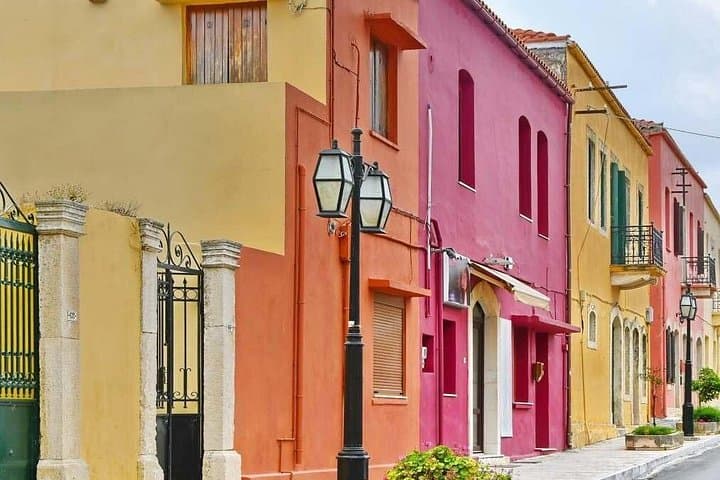 2-Day E‑bike Tour in Crete: Archanes, Kyparissos & Knossos