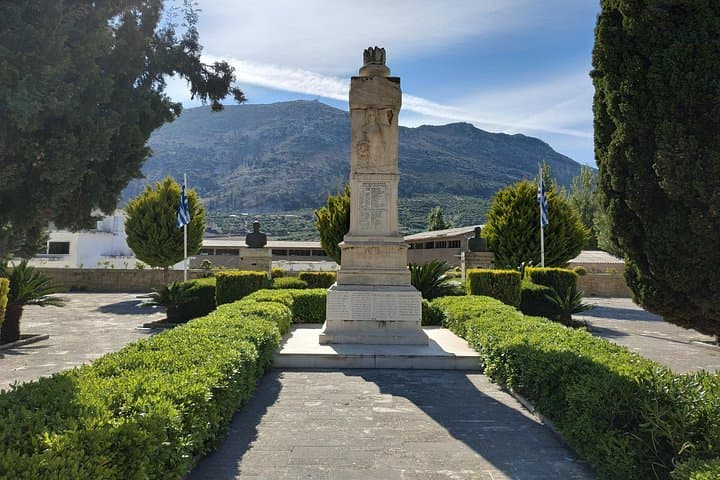 3-Day E-Bike Tour from Heraklion: Archanes, Knossos & Rural Crete photo 4