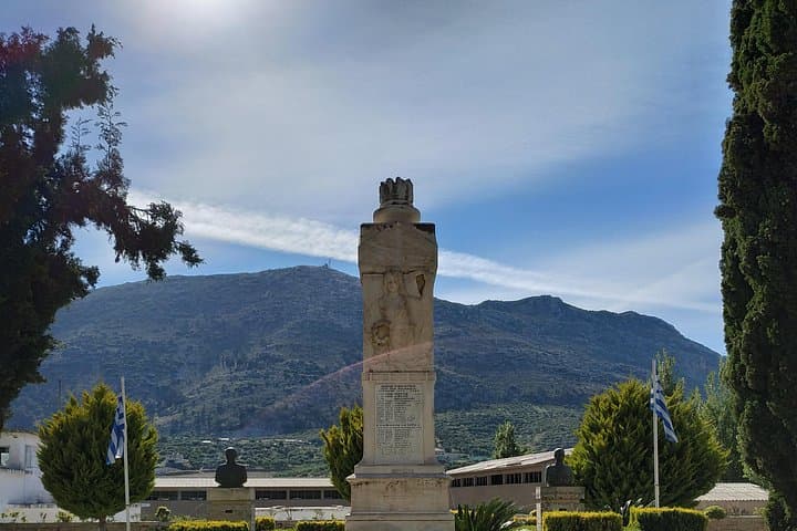 2-Day E‑bike Tour in Crete: Archanes, Kyparissos & Knossos photo 4
