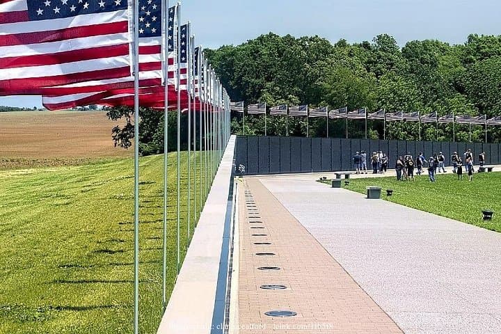 Private Half-Day Walking Tour of the National Mall — Washington D.C. Highlights photo 3