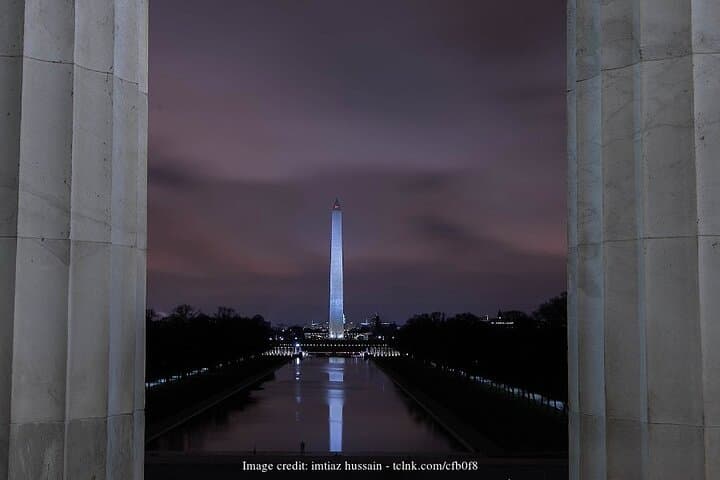 Private Evening Walk of the National Mall: 2.5-Hour Night Tour in Washington, D.C. photo 2