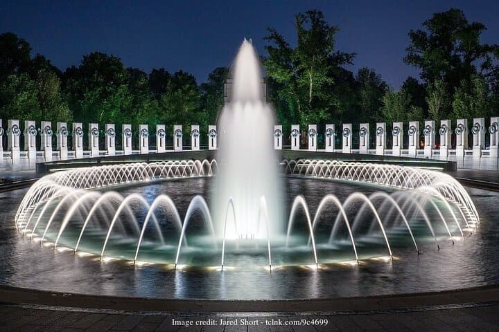 Private Evening Walk of the National Mall: 2.5-Hour Night Tour in Washington, D.C. photo 5