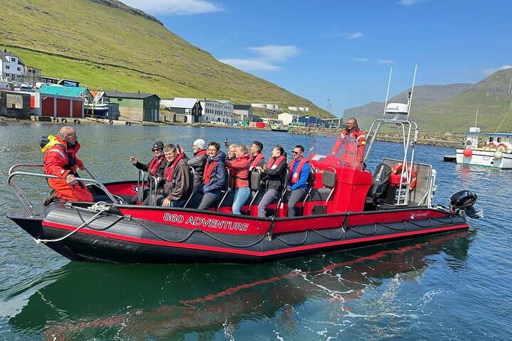 Drangarnir Sea Stacks Boat Tour — Close‑Up Cruise to Múlafossur & Tindhólmur photo 2