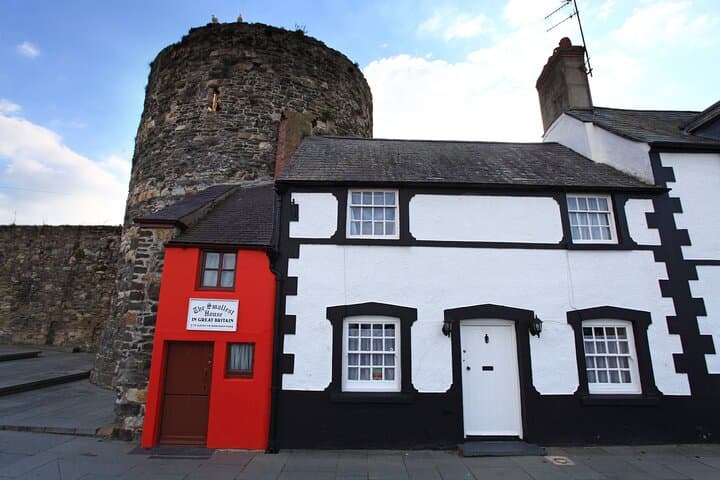 Conwy Gourmet Heritage: Private Culinary & Historical Walking Tour photo 3