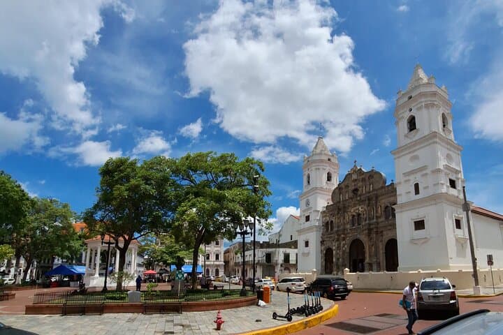 Panama Layover Tour: Panama Canal & Casco Viejo (5‑Hour Private) photo 4