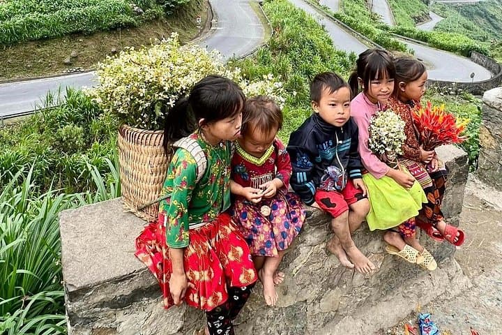 Ha Giang 4-Day Private Adventure: Ma Pi Leng, Dong Van & Homestays photo 4