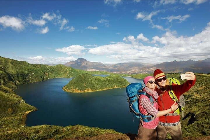 6-Day Ecuador Andes, Amazon & Volcanoes: Quito to Cotopaxi Adventure photo 2