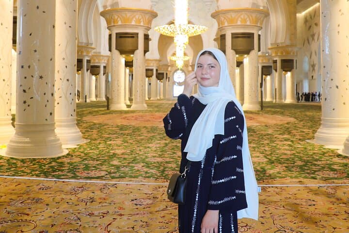 Sheikh Zayed Grand Mosque Half-Day Tour from Dubai: Practical Visitor Guide photo 5