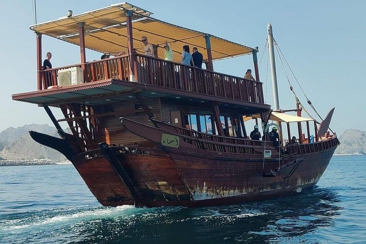Omani Dhow Coastal Sunset Cruise in Muscat — Traditional Sailing, Palaces & Fort Views photo 3