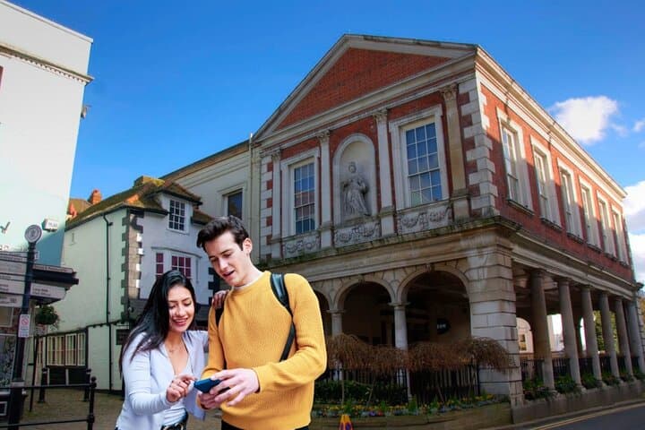 Windsor Quest: Self-Guided Walking Tour & Interactive Treasure Hunt photo 3