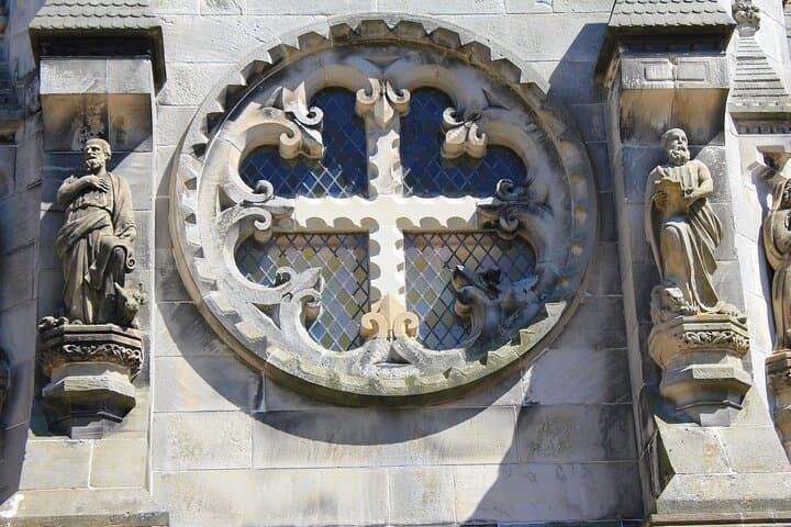 Private Rosslyn Chapel & Melrose Day Trip from Edinburgh with Glenkinchie Distillery photo 2