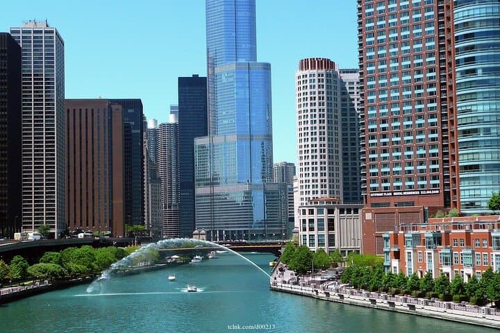 Private Half-Day Chicago Highlights Tour with 360 Hancock Observation Deck photo 2