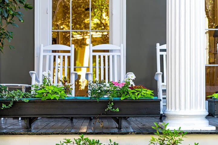 Garden District Private 2-Hour Walking Tour in New Orleans photo 6