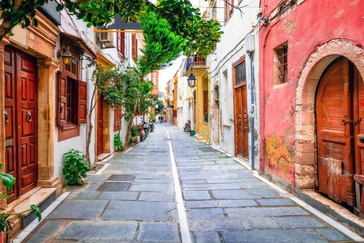 Private Cultural Tour: Rethymno, Arkadi Monastery & Margarites Pottery